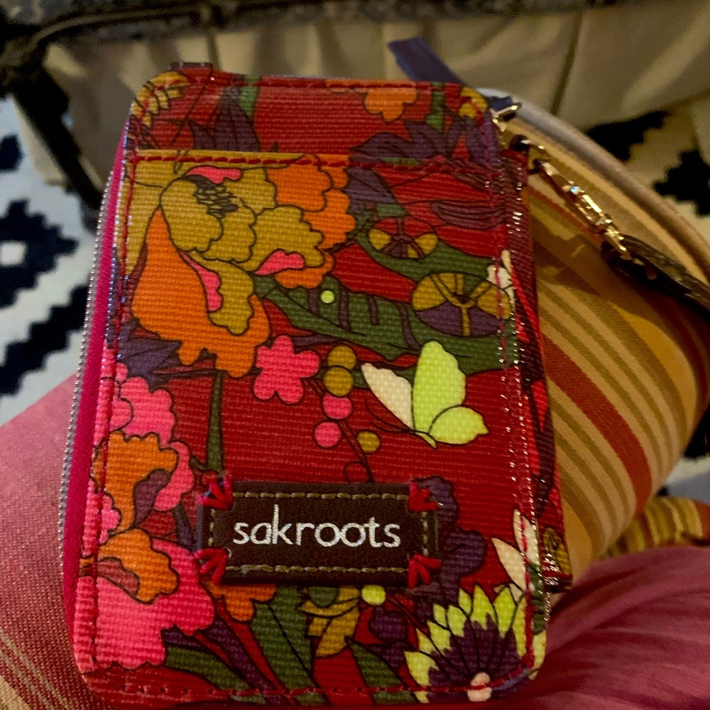 Sakroots Wallet new without tags!